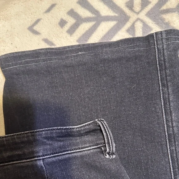 A117. Black high rise Wide Leg Jeans - have been altered size 26 - Picture 3 of 14